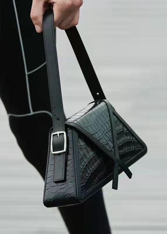 New minimalist bag for women